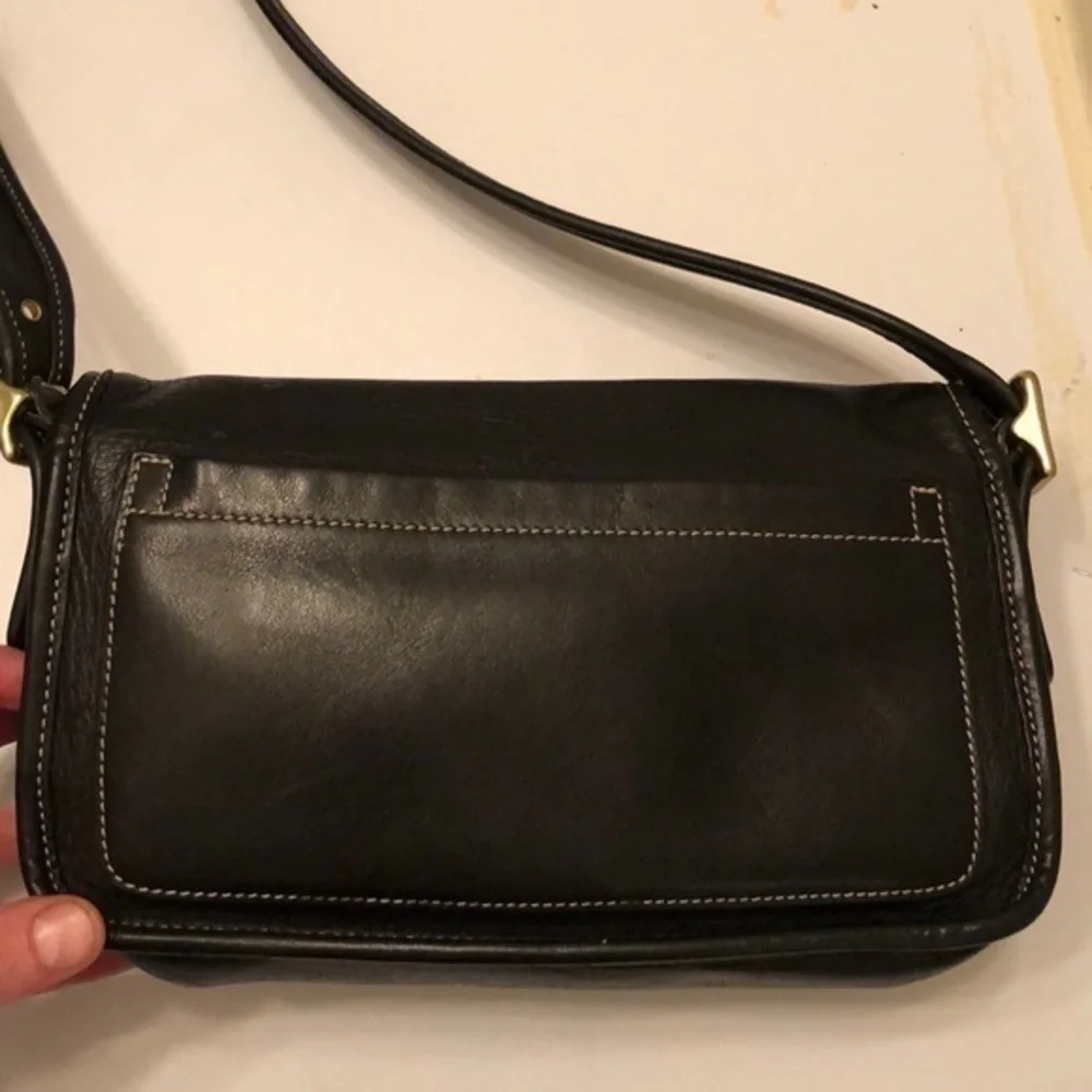 Coach ultra rare vintage Y2K mini black leather soho flap bag 9127